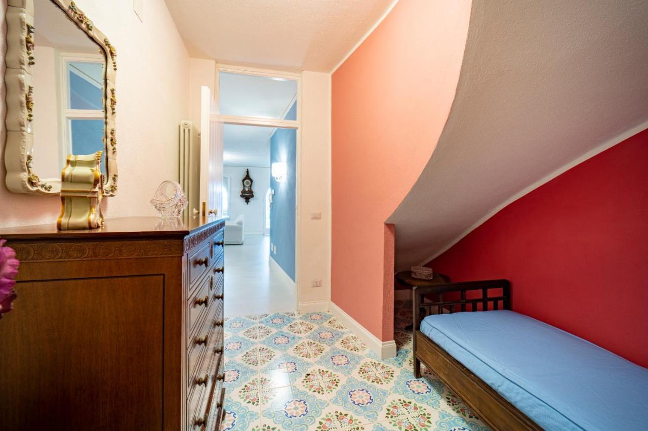 Casa Azzurra Apartment เมสซีนา ภายนอก รูปภาพ