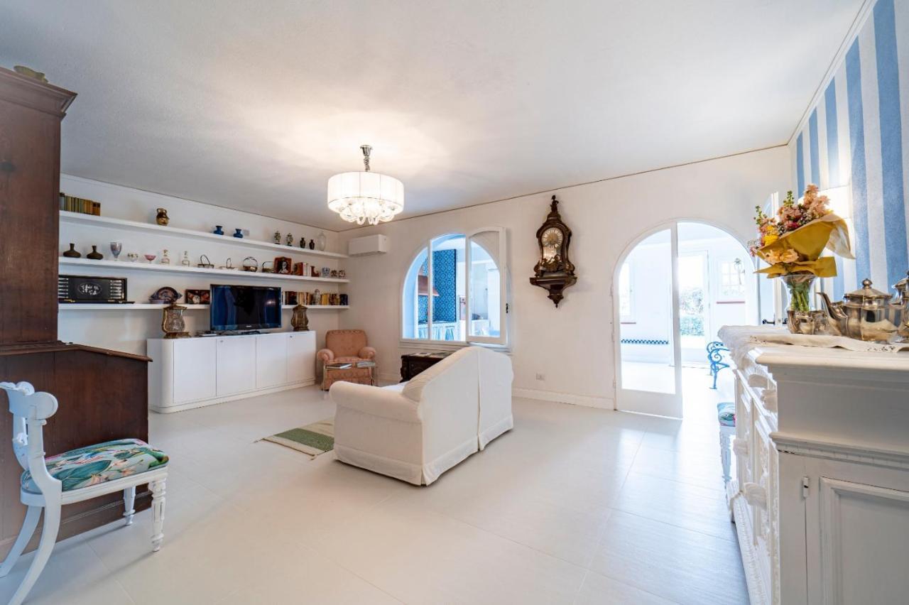 Casa Azzurra Apartment เมสซีนา ภายนอก รูปภาพ